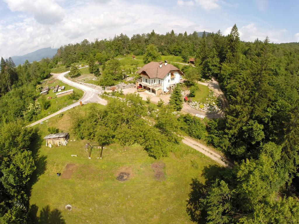 Miskar Rooms Cerknica Kültér fotó