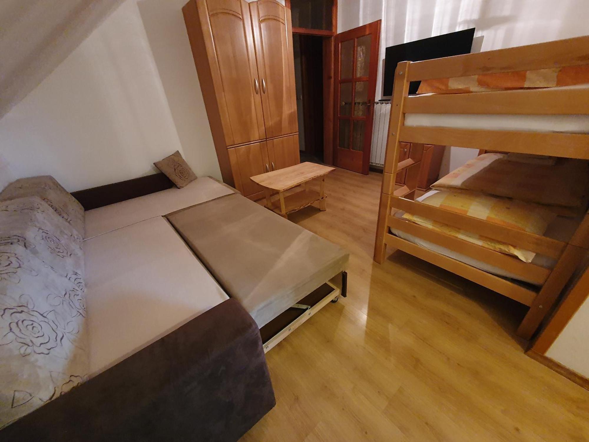 Miskar Rooms Cerknica Szoba fotó