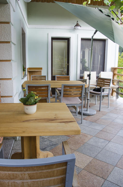 Miskar Rooms Cerknica Kültér fotó