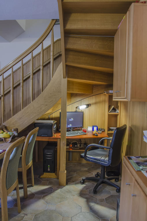 Miskar Rooms Cerknica Kültér fotó