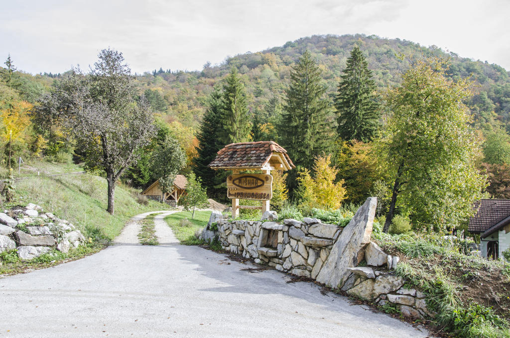 Miskar Rooms Cerknica Kültér fotó
