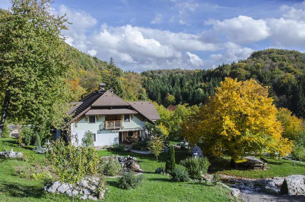 Miskar Rooms Cerknica Kültér fotó