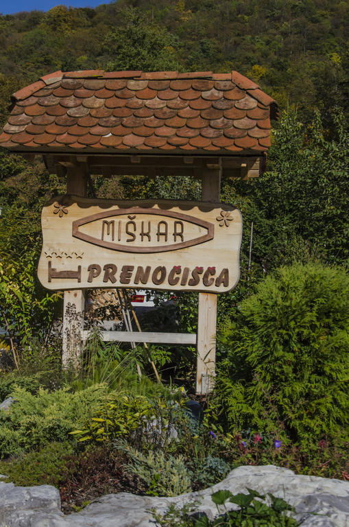 Miskar Rooms Cerknica Kültér fotó